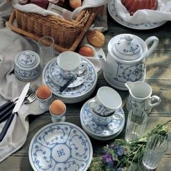 Kahla Tradition Eierbecher Mit Fuß In Blau Saks -Le Creuset shop Ambiente Blau Saks 2 4 l