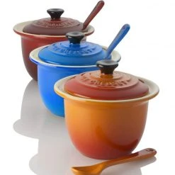 Le Creuset Serviertopf Mini In Kirschrot -Le Creuset shop Mini Serviertopf Stimmung 1 l 1