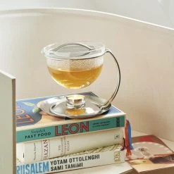 Mono Filio Portionsteekanne 0,6 L Mit Integriertem Stövchen -Le Creuset shop Mono Filio Teapot 44200 Milieu1 Fabian Frinzel 1