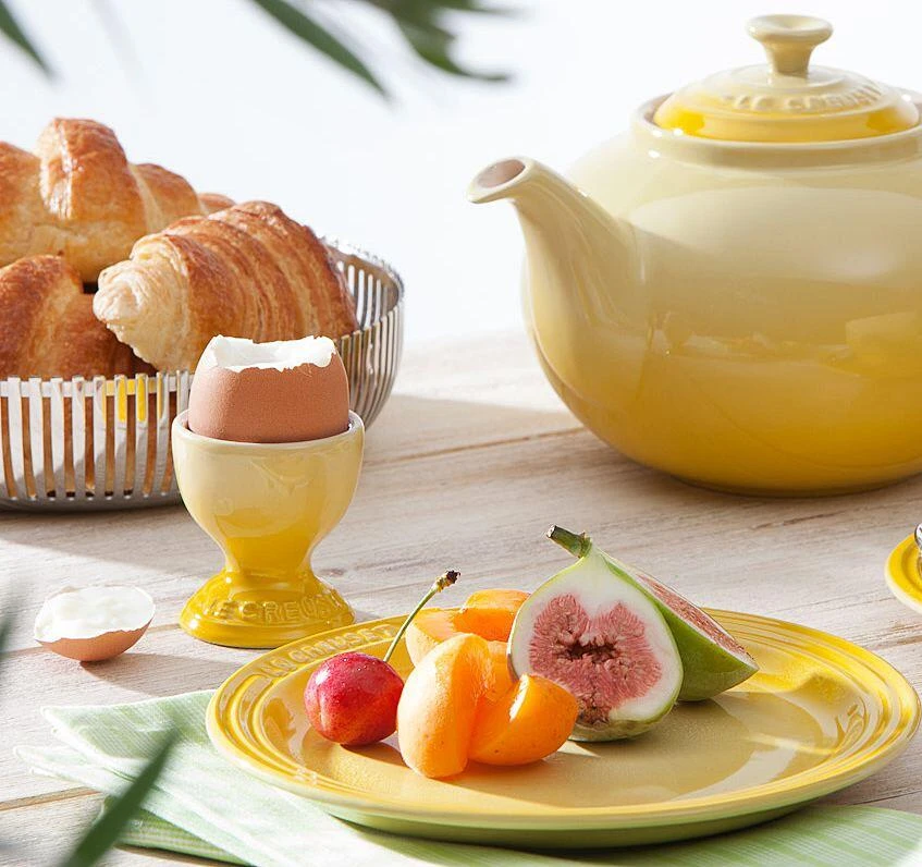 Le Creuset Eierbecher Mit Standfuß In Citrus 2 Le Creuset Eierbecher Mit Standfuß In Citrus – Bild 2